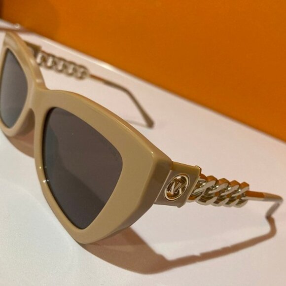 Michael Kors Sunglasses Tan Beige Size 15-19-140 - Picture 1 of 7